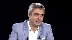 Mahkeme iki tarafı da eşit kusurlu gördüğü için tarafların tazminat taleplerini reddetti. Necati Sasmaz Kimdir Boyu Kilosu Ve Burcu Nereli Kac Yasinda Magazin Tur