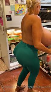 AllegraColesWorld OnlyFans 2