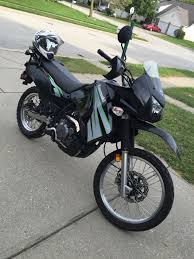 62 2009 kawasaki klr 650 another fine example of adv riding at its simple best sketchy front end shimmies at 80 mph klr 650 my ride motorcycle travel