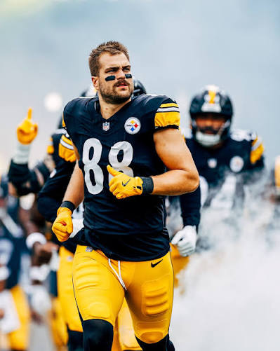 Pat Freiermuth on his Pa and Pittsburgh: “[Pa] actually passed away just a few months before I got drafted.... It was so bittersweet, because he knew that I was going to live
