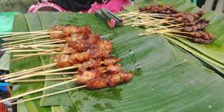 Gunakan air kelapa untuk membantu mengempukkan jeroan. Mengenal Sate Kere Kuliner Khas Solo Simbol Perjuangan Rakyat Kecil Kumparan Com