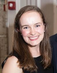 Alicia Knotts's Instagram, Twitter & Facebook