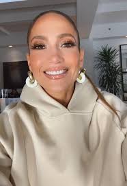 Friends will help you walk even when you feel like you can't even  stand💖💝🤗