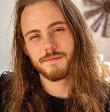 What clan do the Mitchell family come under?