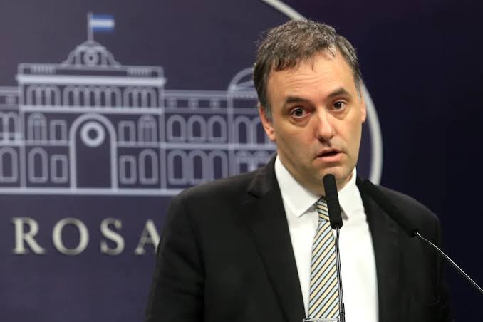 Habló Manuel Adorni como jefe de Gabinete y se refirió a la salida de  Francos: “Había un ciclo cumplido” - LA NACION