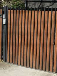 9 Marvelous Useful Tips Easy Fence For Dogs Tempo Dogs Easy Fence Marvelous Metalfencedecoratingideas Tempo T Tor Design Zaun Fur Hunde Moderner Zaun