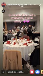 I posted the last picture too soon, but here's the rest of the Valentine's  banquet and a Jill-style photoshoot in a field. : r/RodriguesFamilySnark