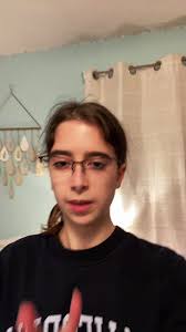 When you are seeing @Drake in July 😭🥳🤪🤩🙌🏻 @abigailemmett #drake  #trustissues #hairflip #hairfliptransition #trustissuesdrake