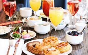 Así puedo desayunar con el niño viejo también. 10 Ideas De Platillos Para Preparar El Mejor Brunch Cocinadelirante