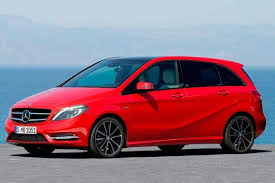 Confira Os Dados Tecnicos Do Mercedes Benz B200 1 6 Turbo 2013 Potencia Desempenho E Mais Mercedes Benz B200 Mercedes Benz Mercedes
