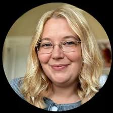 Since y'all know everything... what is he eating