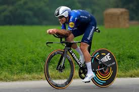 His best results are 1st place in giro dell'appennino, 2nd place in gp industria & artigianato and 2nd place in stage giro d'italia. Layiuhgl7qrgvm