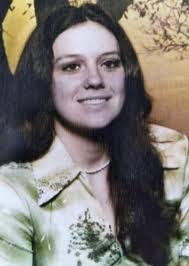 Deborah Tully's Instagram, Twitter & Facebook