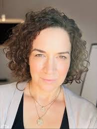 Laurie Briggs's Instagram, Twitter & Facebook