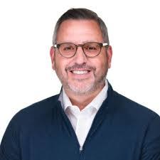 Sean Muzzy's Instagram, Twitter & Facebook