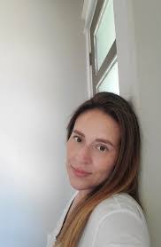 Violet Saxton's Instagram, Twitter & Facebook