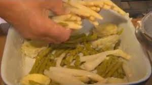 It is so easy to make with soft, melting potatoes plus a garlicky cream sauce. Recette De Jean Pierre Coffe Le Gratin D Asperges Et De Fonds D Artichauts Youtube