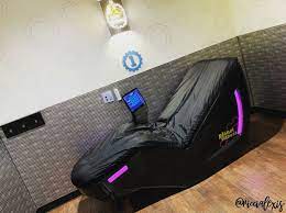 Six Perks To Being A Planet Fitness Black Card Member Planet Fitness Workout Planet Fitness Black Card Planet Fitness Machines