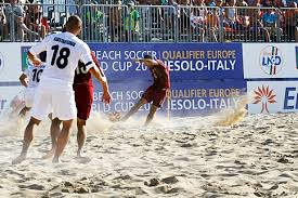 Brasiliens strandkicker lassen sich in rio feiern. Europaische Qualifikationen Zur Beach Soccer Wm 2017