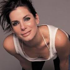 Sandra Bullocks Butt (@BullocksButt)