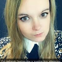 Kimberly Loftus's Instagram, Twitter & Facebook