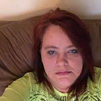 Shelley Dill's Instagram, Twitter & Facebook