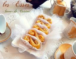 Les Esses Gateaux Aux Amandes Gateau Algerien 2015 Gateau Amande Gateau Algerien Nourriture Tunisienne