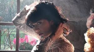 Maybe you would like to learn more about one of these? Nolwenn Leroy Je Fais Le Lien Entre Deux Mondes