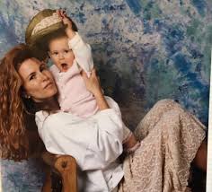 Tawny kitaen is best known for appearing in music videos in the 1980s, including whitesnake's here i go by this time, kitaen had largely dropped out of the professional world to raise her children. Pklnr9blglowdm