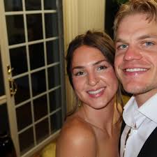 Devon Godek and Jason Shellenberger's Wedding Website