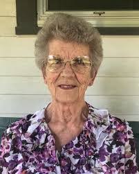 Kara Goodrich's Instagram, Twitter & Facebook