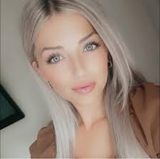 Hi everyone I am Ashley and I am new