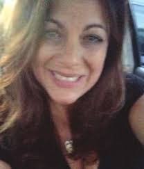 Margot Saunders's Instagram, Twitter & Facebook