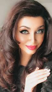 Who is Aamna Imran? Pictures of internet sensation and Aishwarya Rai  Bachchan's Pakistani lookalike go viral