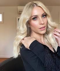 Difference between Halo Hair & Clip-ins