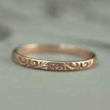 Rose Gold Patterned Wedding Band Women S Red Gold Etsy In 2020 Unique Engagement Rings Rose Gold Antique Style Rings Patterned Wedding Band