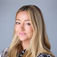 Renee Pappas's Instagram, Twitter & Facebook