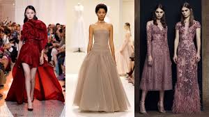 Dior abito di bellezza in taffeta e velluto impreziosito da ricami alle spalle. Scala Leva Cavita Abiti Da Sera Seducenti Appositamente Generoso Somiglianza