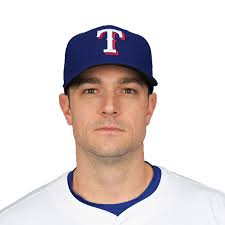 David Robertson earns first save as a Met