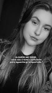 Kelly Willig's Instagram, Twitter & Facebook