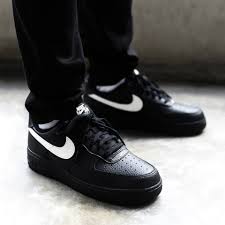 All Black Air Forces Outfit Labor Day 2020 Sneakers Fashion Trending Shoes For Men Black Nikes