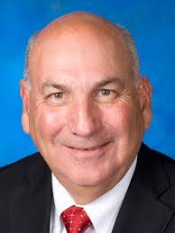 Robert Redwine's Instagram, Twitter & Facebook