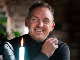 Tøm bygda! Raus! Raus!