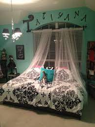 Pin By Raheema Morton On Kids Rooms Paris Themed Bedroom Paris Decor Bedroom Pink Paris Bedroom
