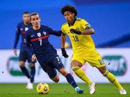 Han spelar till vardags i fc midtjylland och är mittfältare. Jens Cajuste Jens Lys Michel Cajuste Midtjylland