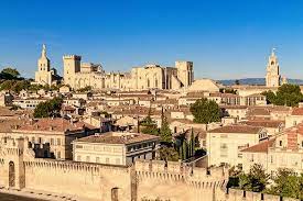 The following is a history of avignon, france. Entdecken Sie Avignon In Sudfrankreich In Nur 48 Stunden New York Habitats Blog