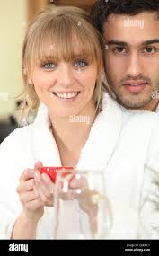 Age gap couple mature hi-res stock photography and images