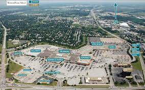 This large shopping mall offers over 300 stores including barnes & noble, abercrombie & fitch, the disney store, gap, yankee candle, sam goody, j. Northpark Mall Works To Evolve In Changing Retail Landscape Business Economy Qctimes Com