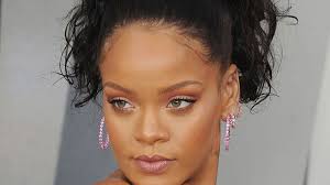 Side swept hairstyles for natural hair. 7 Cool Ponytail Upgrades For Curly Hair