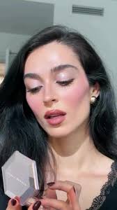 Mejor Look de Maquillaje para el Día: Brillo Natural